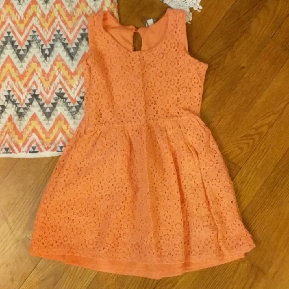 Dress Bundle! - Picture 2 of 3